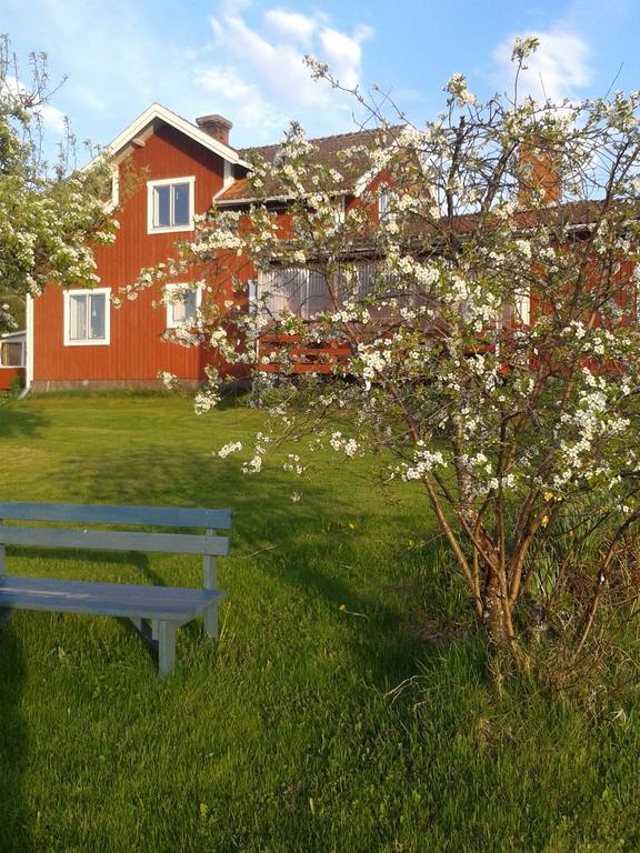 Dagmarsgardens Stuguthyrningen Villa Kullsbjorken Ngoại thất bức ảnh