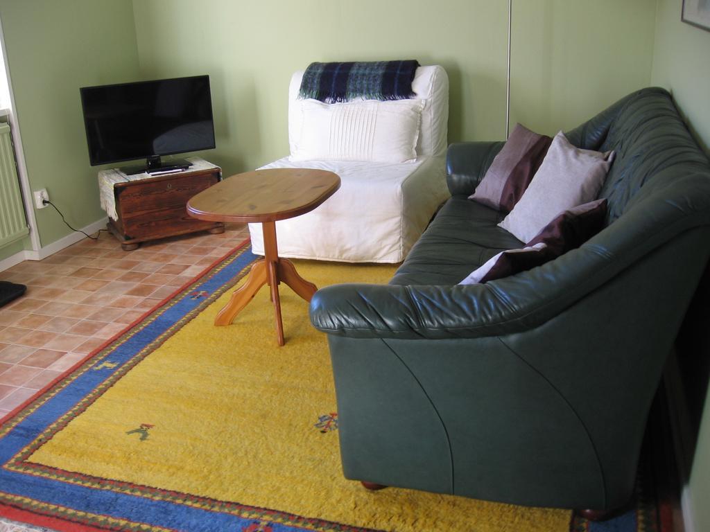 Dagmarsgardens Stuguthyrningen Villa Kullsbjorken Ngoại thất bức ảnh